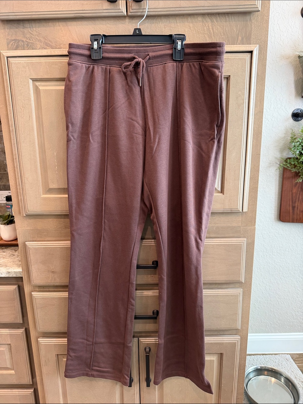 BCG drawstring pants with front seam